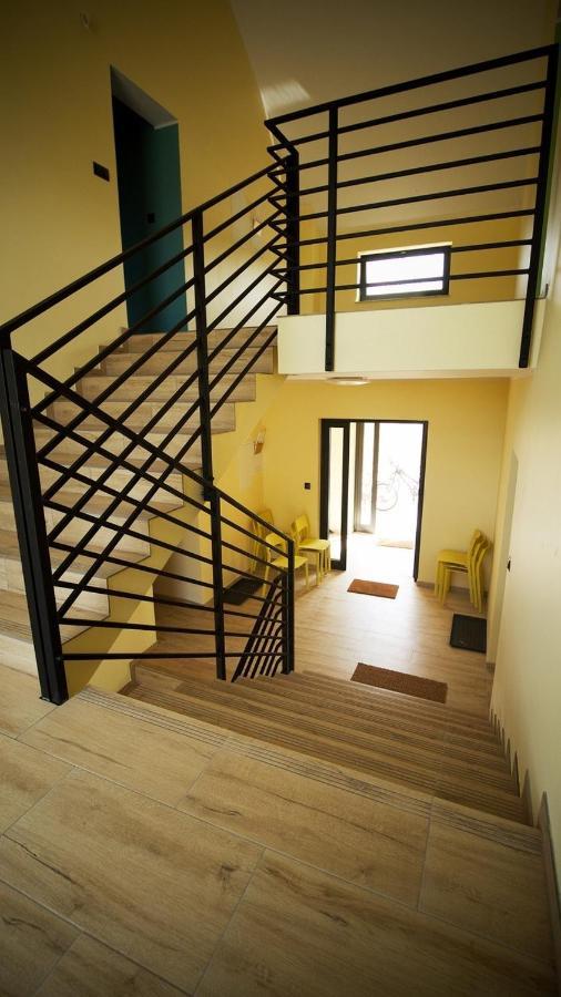 Jks Barlomino Apartment Luaran gambar